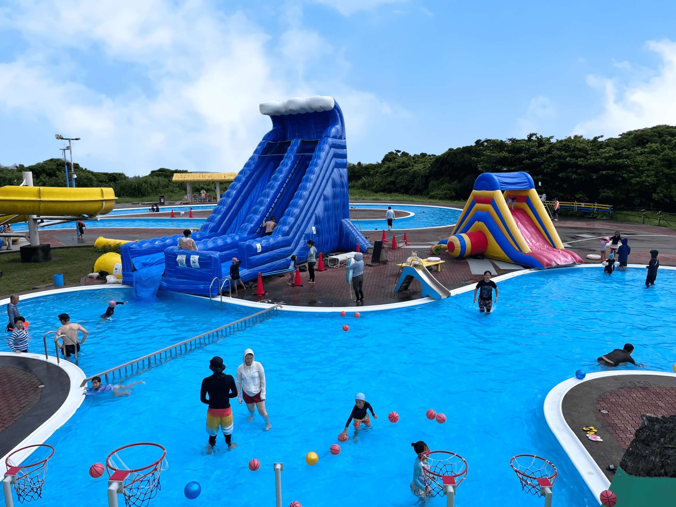 南城市｜遊んで、癒されて、大満足！ユインチホテル南城の夏季限定プール＆温泉
