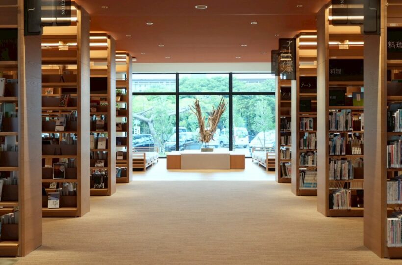 読谷村｜親子で行きたい！遊んで、学べる「読谷村立図書館」へ